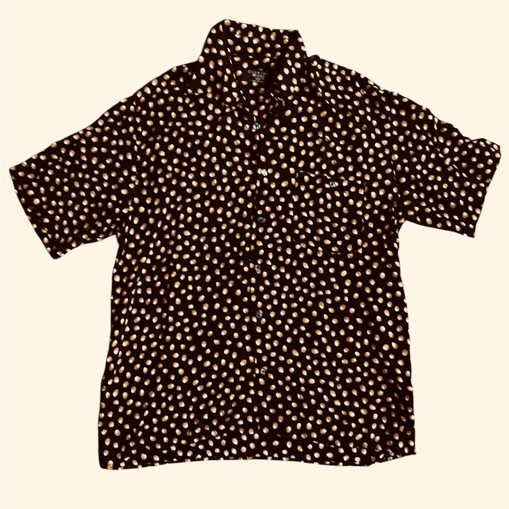 Countess Mara Mens Shirt.  Size Large. Black and Cream/Tan Pattern